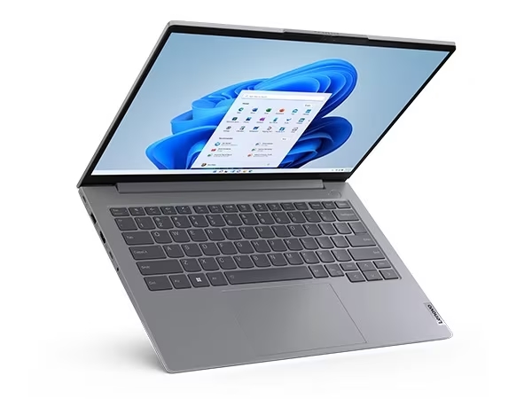 نمای جلوی لپ تاپ