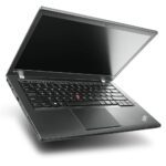 لپ تاپ استوک لنوو مدل Thinkpad T431s پردازنده i5 یک اولترابوک سبک وزن و قوی است که در سال 2014 و به عنوان پرچم دار لنوو t430 معرفی گردید. این لپ تاپ که همزمان با لنوو t440 تولید شد به عنوان یکی از پرفروش ترین لپ تاپ های باریک لنوو در سال شناخته شد.
