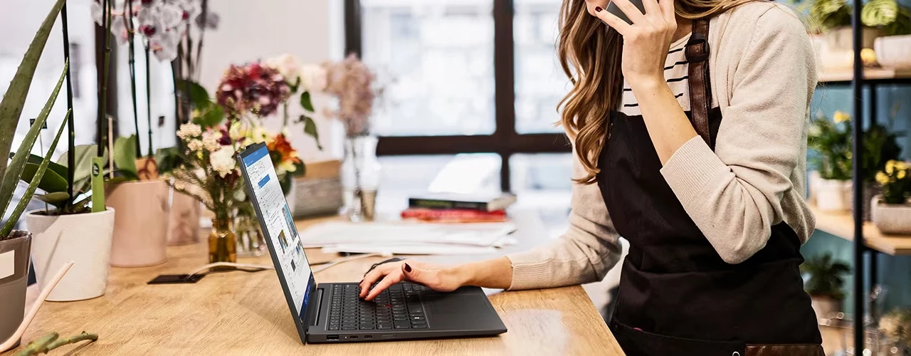 لپ تاپ لنوو ThinkPad X1 Carbon Gen 12 (14” Intel)