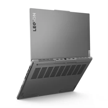 نمای پشت لپ تاپ گیمینگ لنوو Legion Slim 5 Gen 9 (16″ AMD)