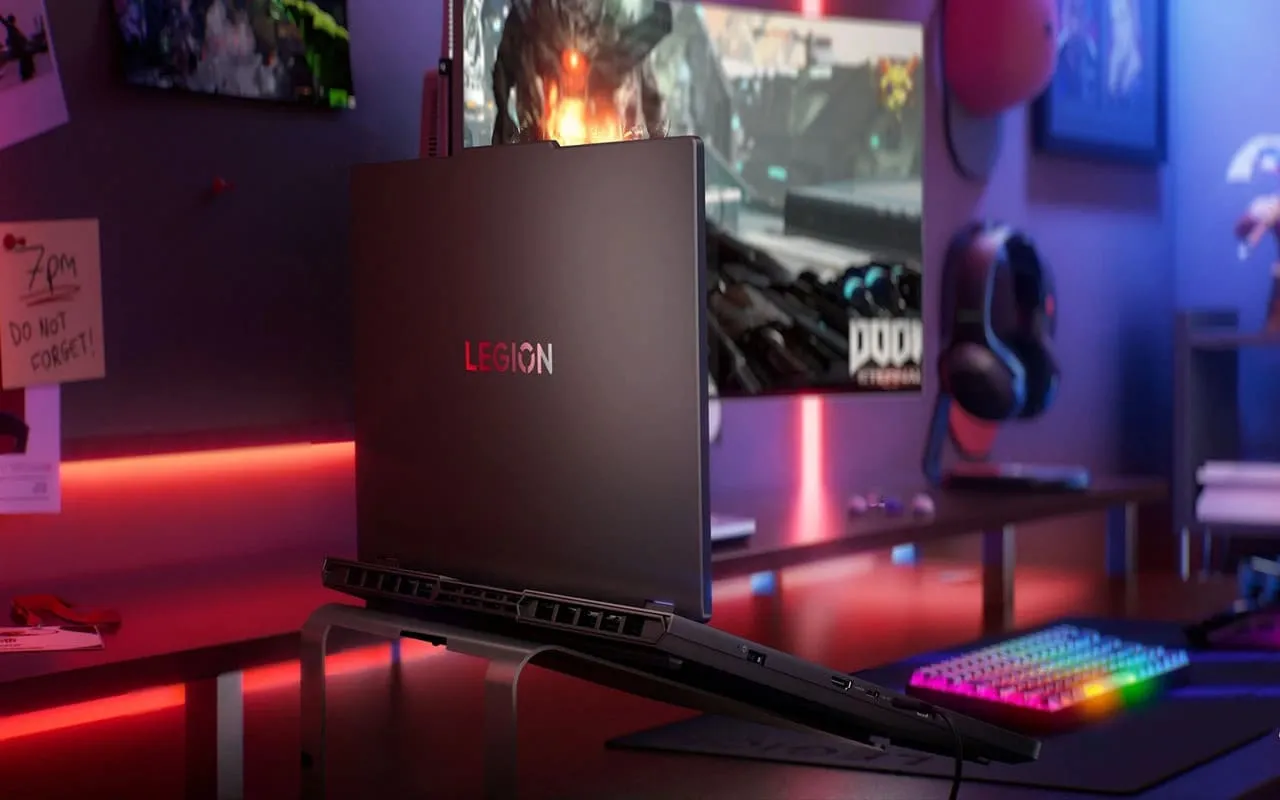 Features (12)Legion Pro 5 Gen 10 (16 AMD)