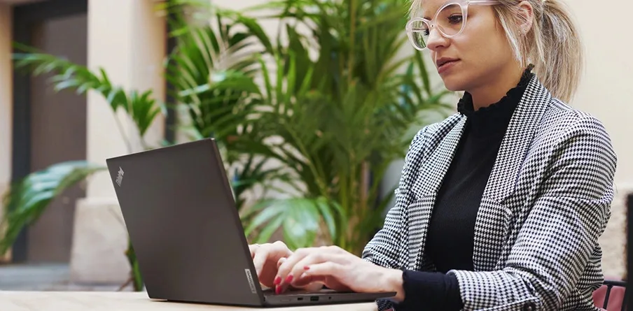 Features (4) ThinkPad L13 Gen 5 (13 Intel)